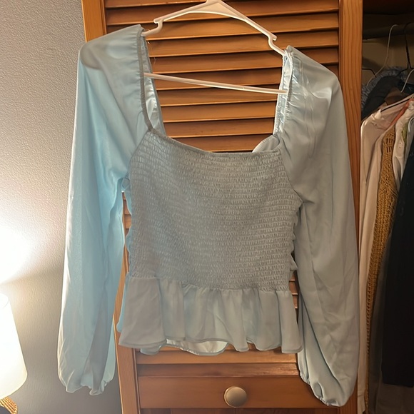 Blue formal top - Picture 4 of 4